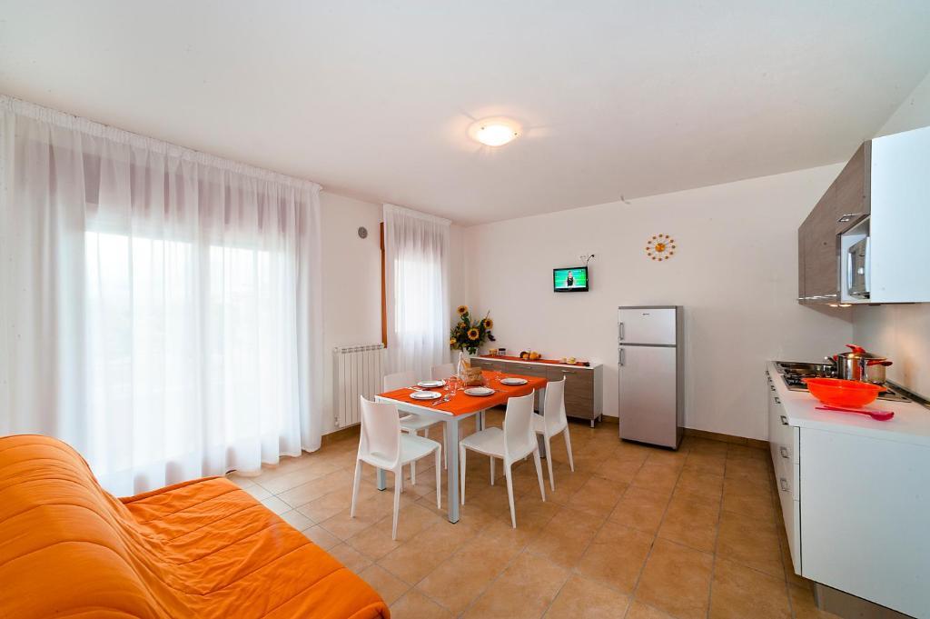 Residence Galleria Gran Mado Caorle Phòng bức ảnh